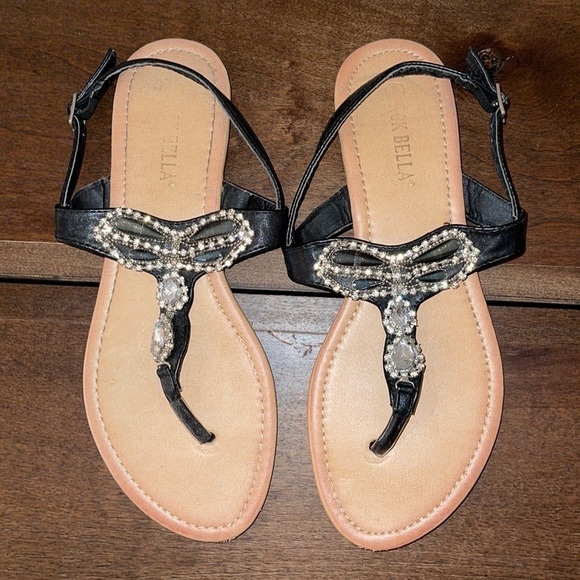 RCK Bella Shoes - RCK BELLA Black Faux Leather Jeweled Sandals Sz. 9
